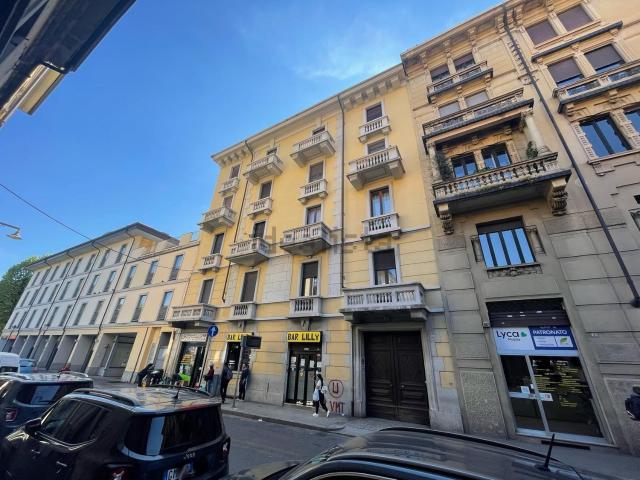 Appartamento in vendita di 183 m² in Via San Francesco D&apos Assisi, 4