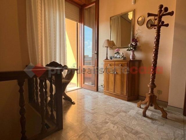 Appartamento in vendita di 151 m² in Via P. Nenni, 5