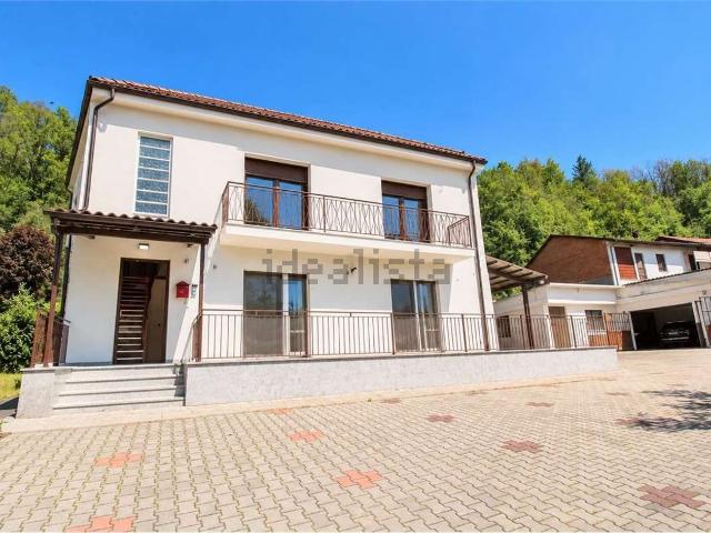 Appartamento in vendita di 183 m² in Frazione Sessant