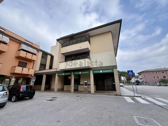 Appartamento in vendita di 183 m² in Piazza Aldo Moro