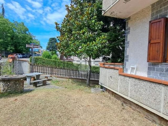 Appartamento in vendita di 184 m² in Via Caduti di Cefalonia, 2
