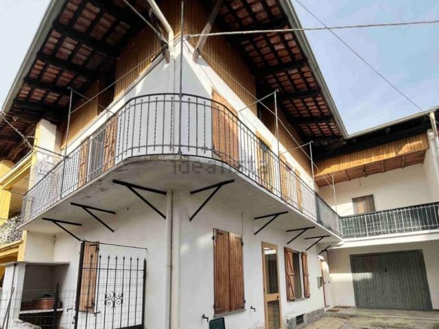 Appartamento in vendita di 184 m² in Via Ceresane