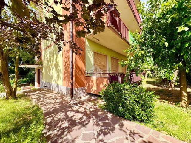 Appartamento in vendita di 184 m² in Via Don Giavazzi, 36