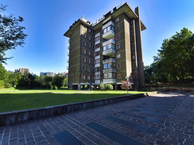 Appartamento in vendita di 184 m² in Via John Fitzgerald Kennedy, 25