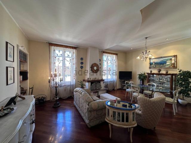 Appartamento in vendita di 184 m² in Via Marengo