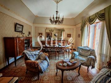 Appartamento in vendita di 184 m² in Via Nanfra