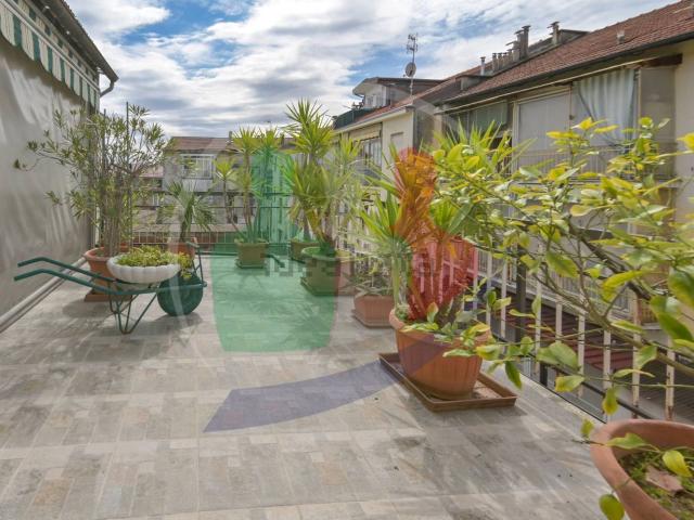 Appartamento in vendita di 184 m² in Via Quintino Sella, 35