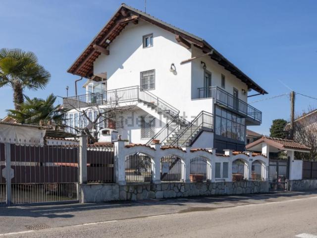Appartamento in vendita di 184 m² in Via Roma, 56