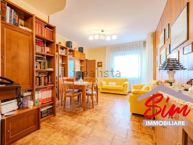 Appartamento in vendita di 184 m² in Via Redi, 3