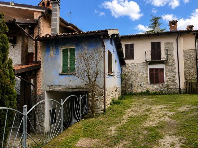 Appartamento in vendita di 184 m² in Frazione Costigliola, 4