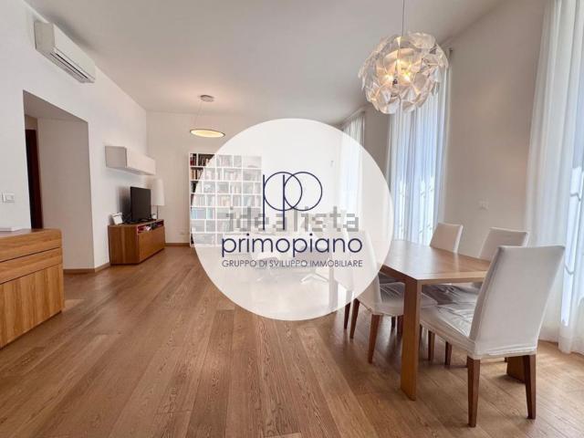 Appartamento in vendita di 184 m² in Piazza VIRGILIO GIOTTI, 1