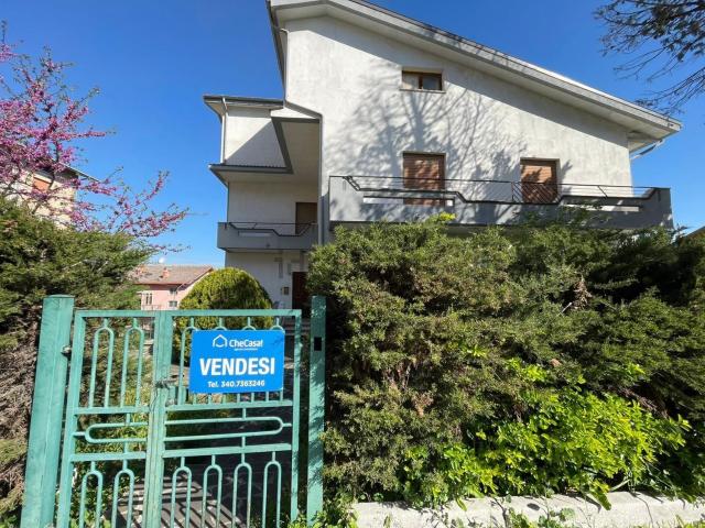 Appartamento in vendita di 185 m² in Via Cavalieri di Vittorio Veneto