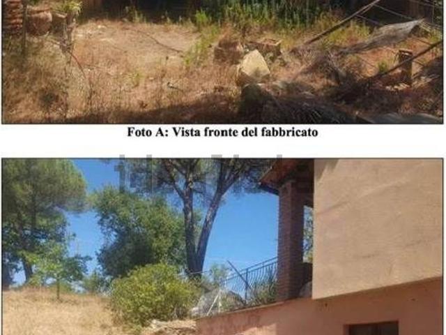 Appartamento in vendita di 185 m² in Via Case Sparse, 126