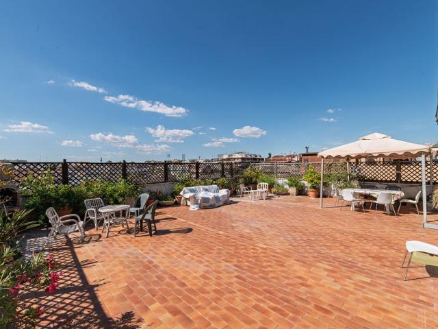 Appartamento in vendita di 185 m² in Via Antonio Serra