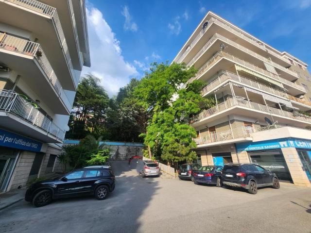 Appartamento in vendita di 185 m² in Via Avellino