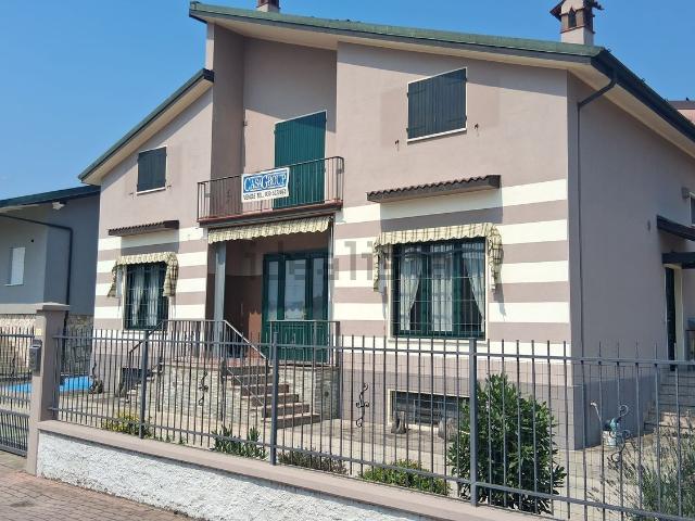 Appartamento in vendita di 185 m² in Via Gabiano