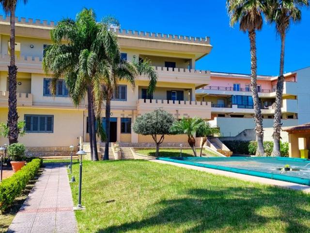 Appartamento in vendita di 185 m² in Via Gandhi