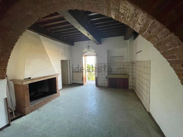 Appartamento in vendita di 185 m² in Via del Borgo