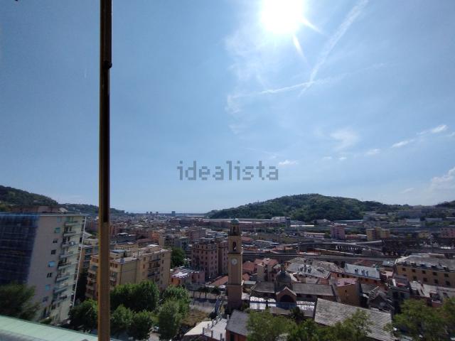 Appartamento in vendita di 185 m² in Via Pierino Negrotto Cambiaso