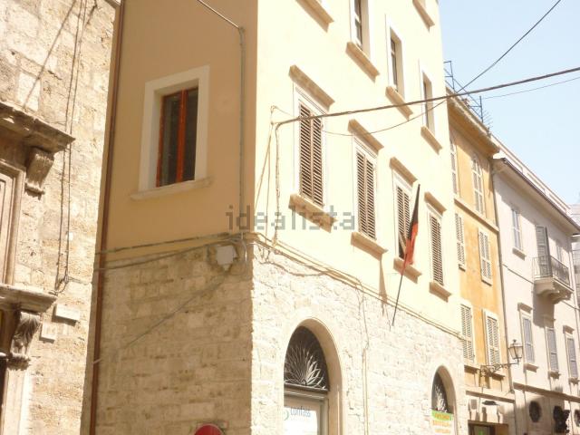 Appartamento in vendita di 185 m² in Via Pietro Dini, 110