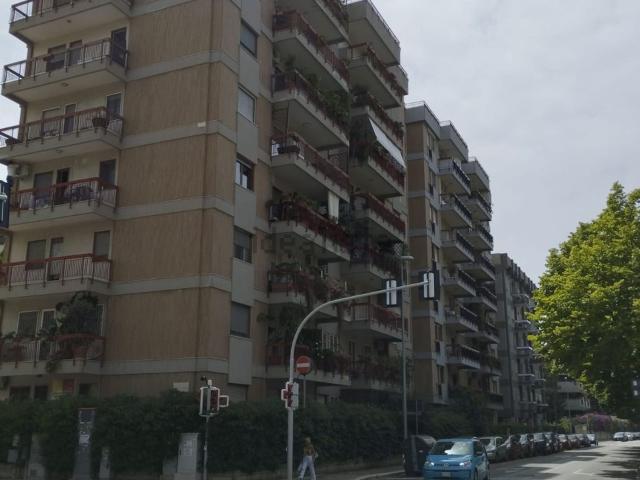 Appartamento in vendita di 185 m² in Via Robert Kennedy, 1