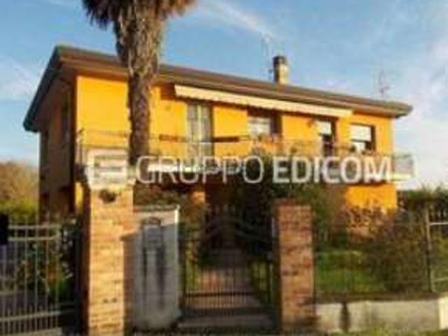 Appartamento in vendita di 185 m² in Via Riva di Fiume, 9
