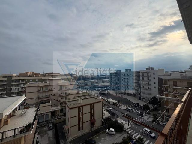 Appartamento in vendita di 185 m² in Via Tisia