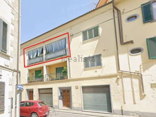 Appartamento in vendita di 185 m² in Via V. Veneto, 1