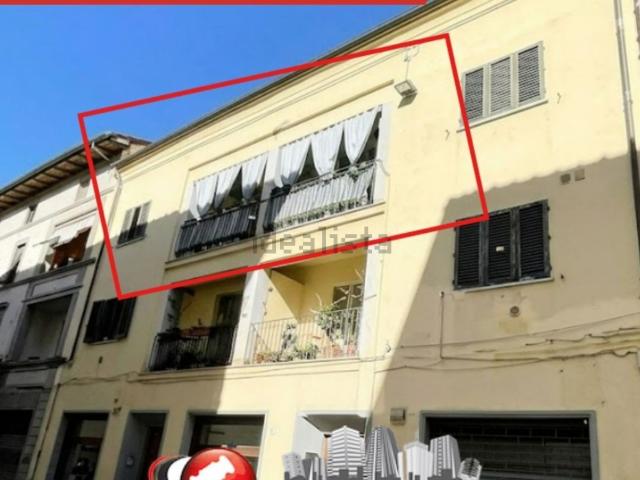 Appartamento in vendita di 185 m² in Via V. Veneto