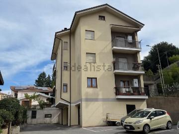 Appartamento in vendita di 185 m² in Via Vincenzo Gallo, 68