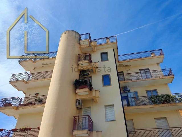 Appartamento in vendita di 185 m² in Viale Cassiodoro, 40