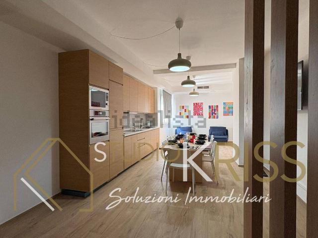 Appartamento in vendita di 185 m² in Viale Cavour