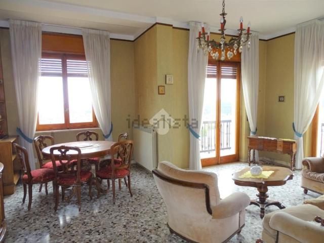 Appartamento in vendita di 185 m² in Viale della Libertà, 120
