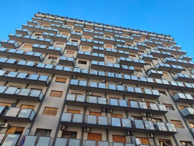 Appartamento in vendita di 185 m² in Viale delle Alpi, 52