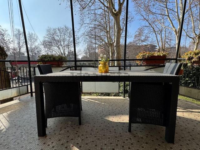 Appartamento in vendita di 185 m² in Viale Pubblico Passeggio