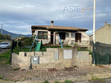 Appartamento in vendita di 186 m² in Via Abruzzo, 16