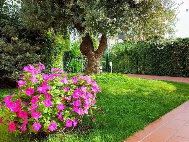 Appartamento in vendita di 186 m² in Via Arno
