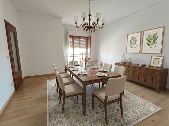 Appartamento in vendita di 186 m² in Via Gennaro Tescione
