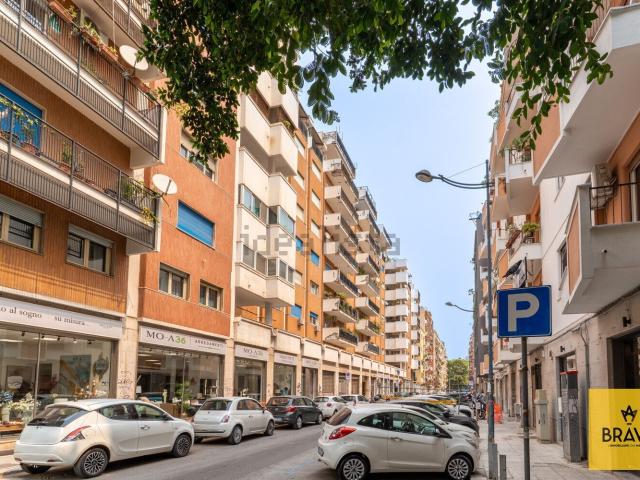 Appartamento in vendita di 186 m² in Via Giovanni Bonanno, 51
