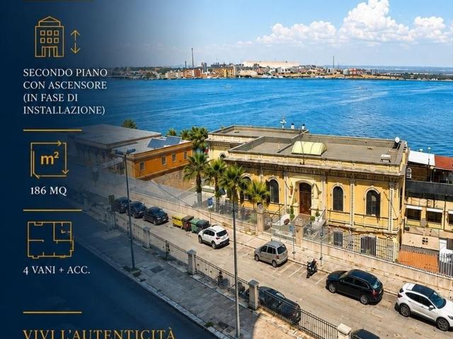 Appartamento in vendita di 186 m² in Via Roma, 16