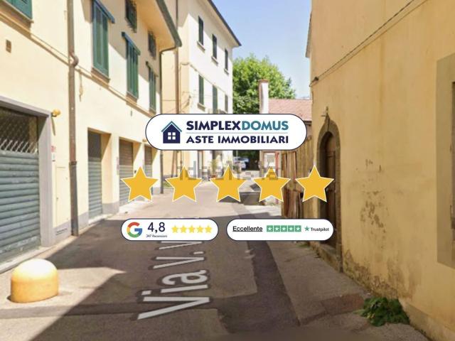 Appartamento in vendita di 186 m² in Via V. Veneto