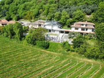 Appartamento in vendita di 186 m² in Via Valenzano