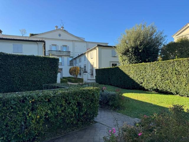 Appartamento in vendita di 186 m² in Località Castell&apos Arienti