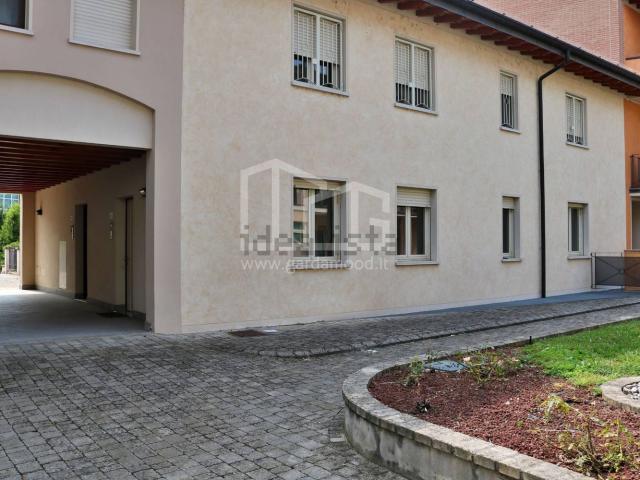 Appartamento in vendita di 187 m² in Via Angelo Mazzoldi, 139