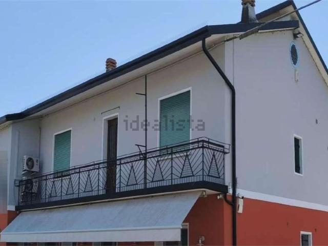 Appartamento in vendita di 187 m² in Via Bosco Alto