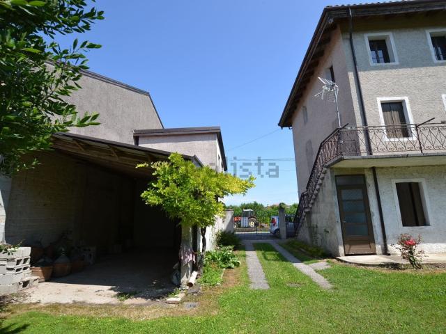 Appartamento in vendita di 187 m² in Via Biacche, 14