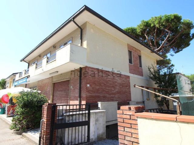 Appartamento in vendita di 187 m² in Via della Principessa, 56