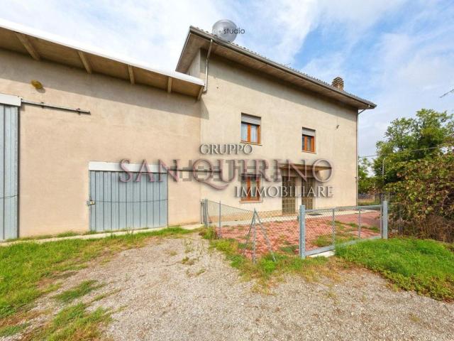 Appartamento in vendita di 187 m² in Via Picenardi, 13