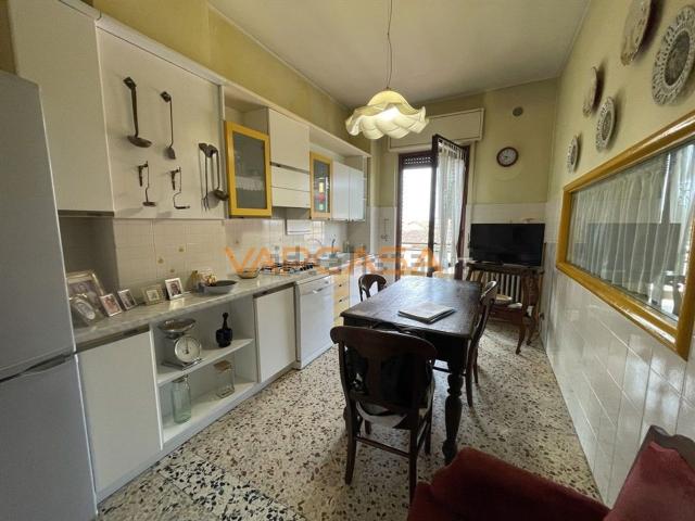 Appartamento in vendita di 187 m² in Via Rocca
