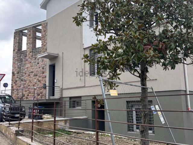 Appartamento in vendita di 188 m² in Via Canaletto